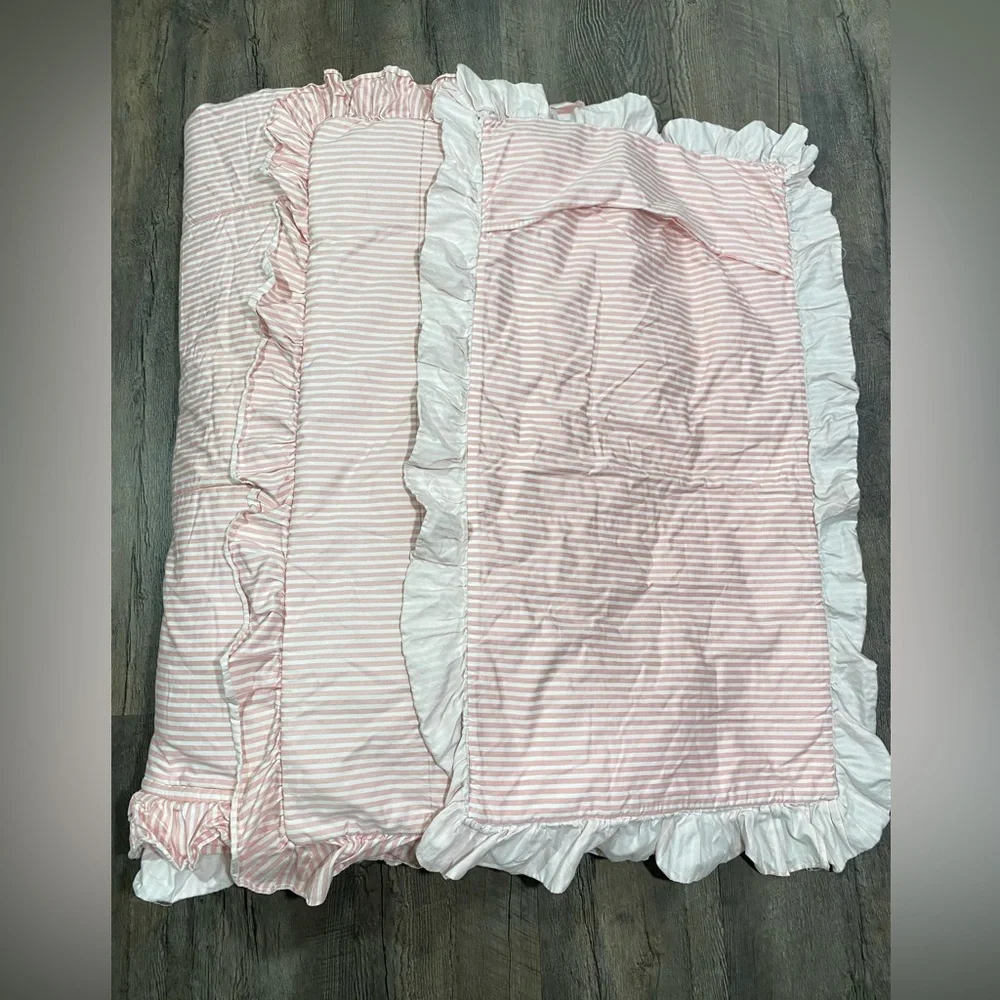 Beddy’s Flutterby King Striped Minky Comforter & Sham Pillow Case Bedding Set